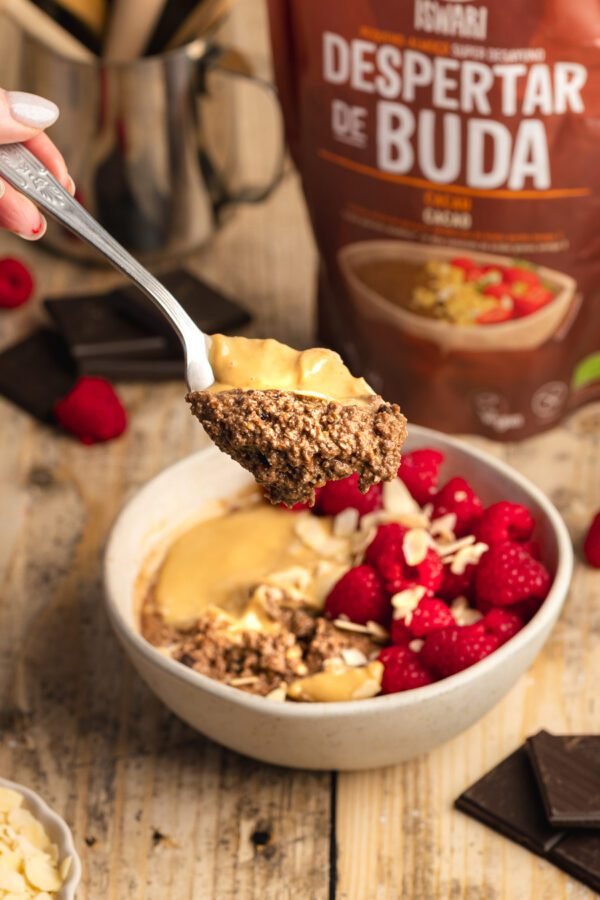 “Buddha Protein Cacao Roasted Almond” Veganiškas Baltyminis Batonėlis ‘Iswari’ (47g) - Image 2