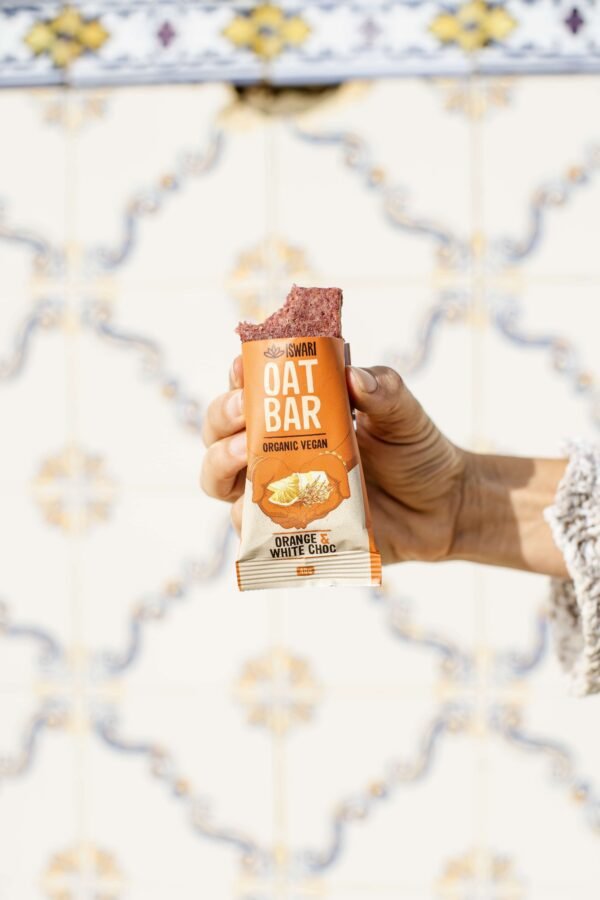 “Iswari Oat Bar” Veganiškas Avižinis Batonėlis ‘Iswari’ (40g) - Image 3